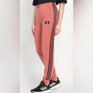 Official Manchester United Coral Joggers with Black Accents